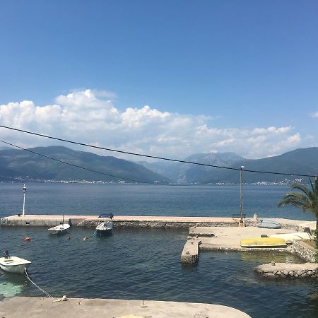 Studio Apartments Krasici Tivat Exterior photo