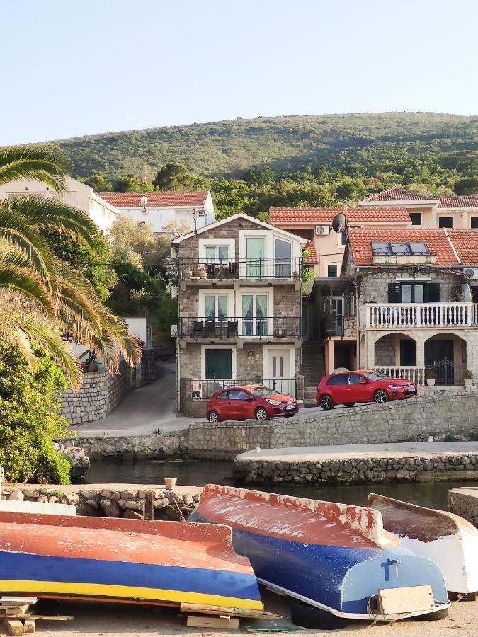 Studio Apartments Krasici Tivat Exterior photo
